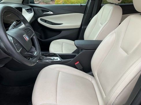 Used 2024 Buick Encore GX Sport Touring w/ Advanced Technology Package image 5