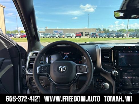 New 2026 RAM 1500 Big Horn AWD/4WD image 13
