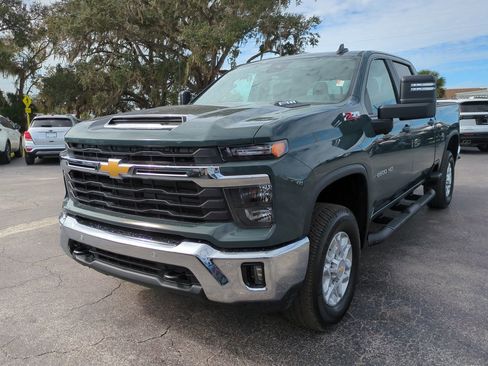 New 2026 Chevrolet Silverado 2500 LT w/ All Star Edition image 7