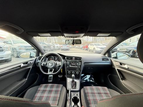 Used 2015 Volkswagen GTI S image 14