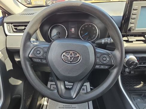 Used 2019 Toyota RAV4 LE w/ Carpet Mat Package image 14