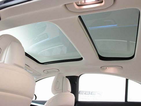 New 2026 Mercedes-Benz E 350 4MATIC Sedan image 13