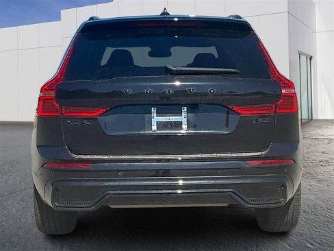 Used 2025 Volvo XC60 B5 Ultra w/ Protection Package Premier image 6
