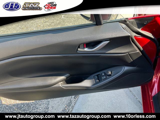 Used 2016 MAZDA MX-5 Miata Sport RWD image 11