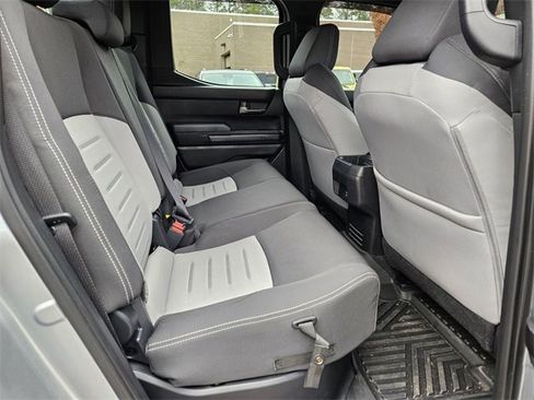 Used 2025 Toyota Tacoma TRD Sport image 7