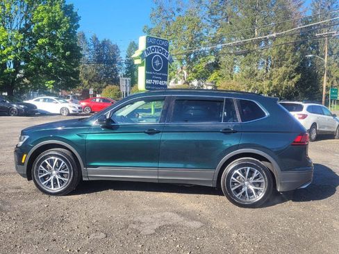 Used 2019 Volkswagen Tiguan SE w/ Panoramic Sunroof Package AWD/4WD image 5