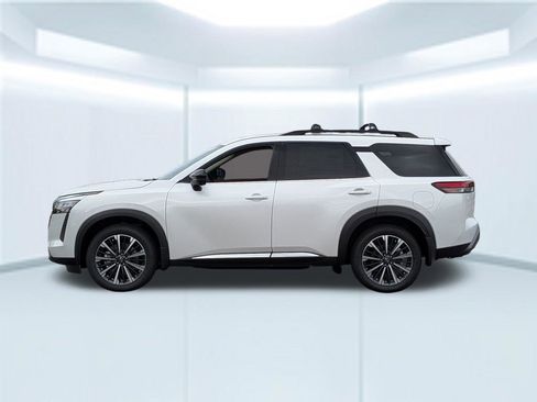 New 2026 Nissan Pathfinder Platinum w/ Cargo Package image 11