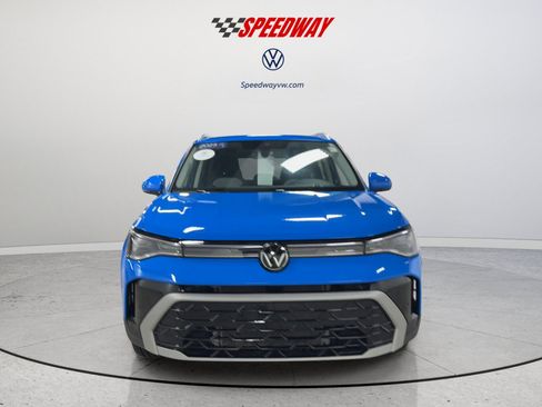 Used 2025 Volkswagen Taos SEL AWD/4WD image 13