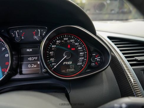 Used 2011 Audi R8 V10 AWD/4WD image 26