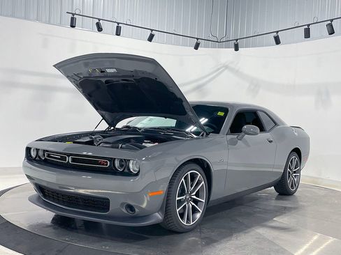 Used 2023 Dodge Challenger R/T image 28