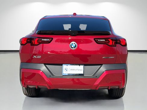 Used 2025 BMW X2 xDrive28i image 4
