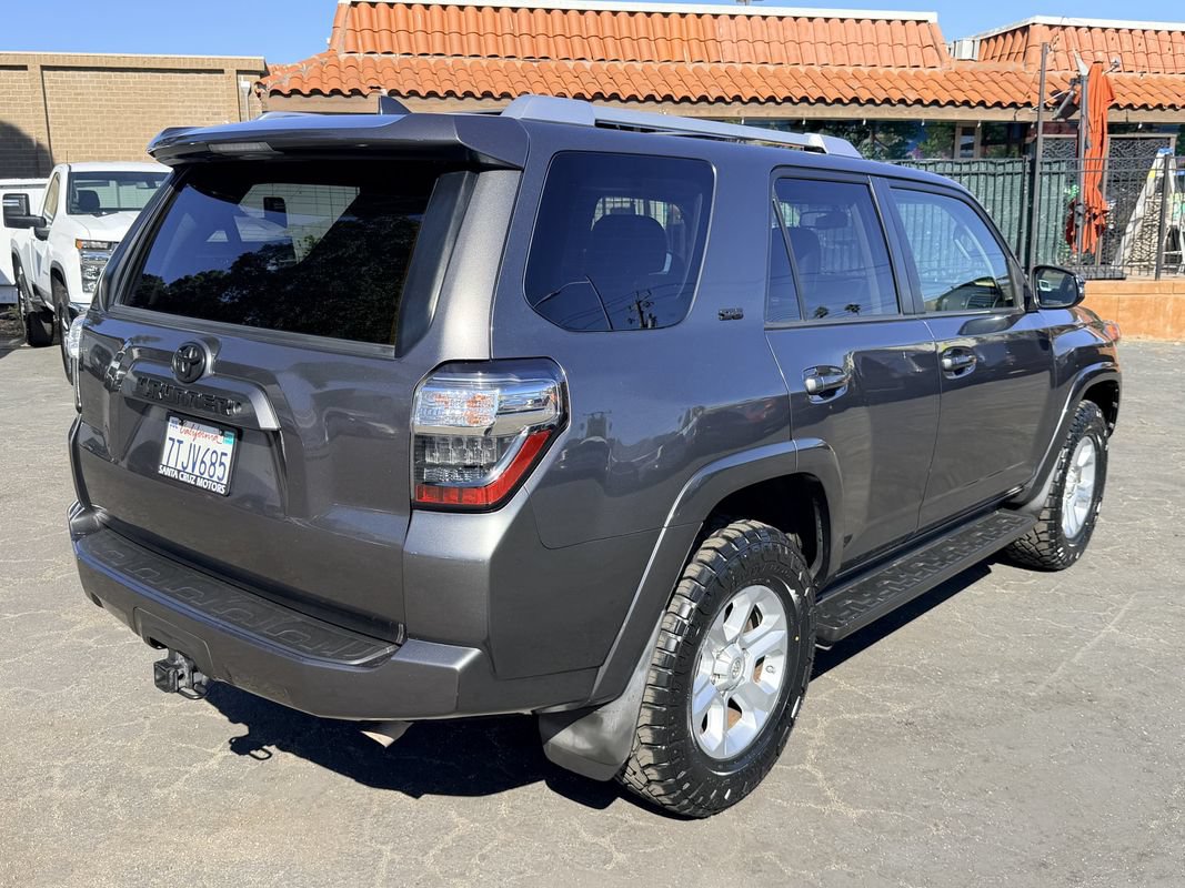 Used 2016 Toyota 4Runner SR5 Premium AWD/4WD image 5