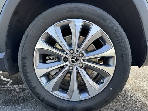 Certified 2022 Mercedes-Benz GLE 350 4MATIC image 11