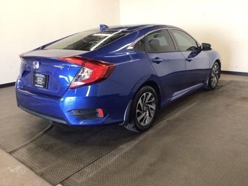 Used 2018 Honda Civic EX image 4
