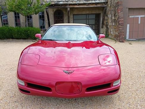 Used 2002 Chevrolet Corvette Convertible w/ Preferred Equipment Group2 RWD image 91