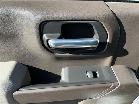 Used 2020 Chevrolet Silverado 1500 LT w/ All-Star Edition image 19