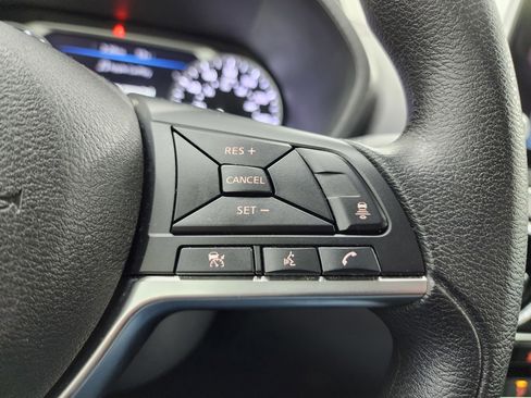 Used 2023 Nissan Sentra SV image 17