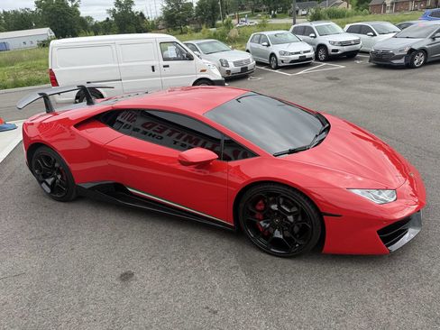 Used 2016 Lamborghini Huracan LP 580-2 RWD image 3