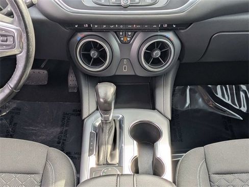 Used 2020 Chevrolet Blazer LT image 20