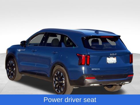 Used 2025 Kia Sorento SX FWD image 6