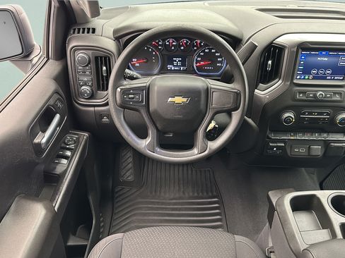 Used 2021 Chevrolet Silverado 1500 Custom AWD/4WD image 12
