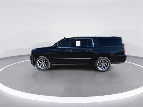 Used 2020 GMC Yukon XL Denali image 6