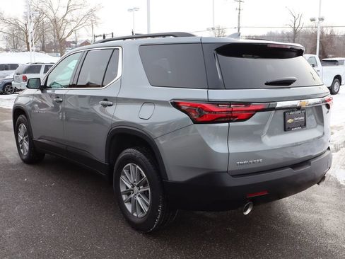 Used 2023 Chevrolet Traverse LT image 30