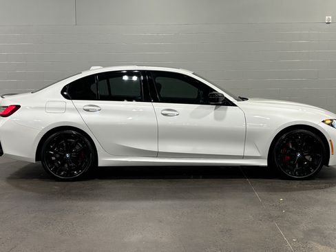 New 2026 BMW 330i xDrive Sedan w/ M Sport Package AWD/4WD image 13