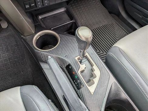 Used 2013 Toyota RAV4 Limited image 14