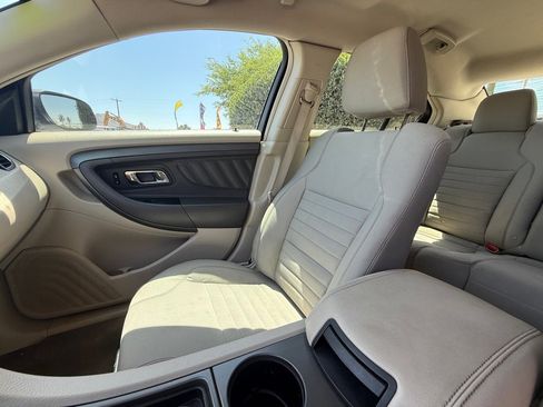 Used 2011 Ford Taurus SE FWD image 28