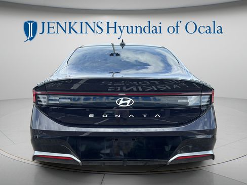 Certified 2024 Hyundai Sonata SEL FWD image 4