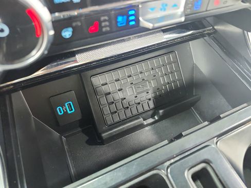 Used 2023 Ford F150 Lariat w/ Equipment Group 502A High image 35