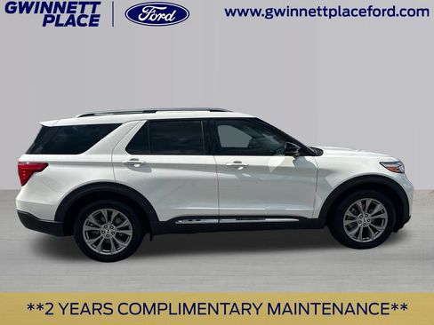 Certified 2022 Ford Explorer Limited w/ Equipment Group 301A RWD image 4