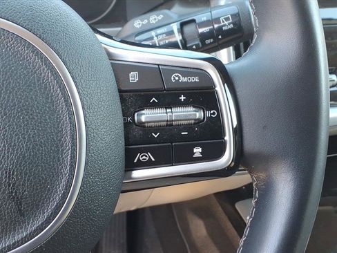 Used 2022 Kia Sorento SX image 19