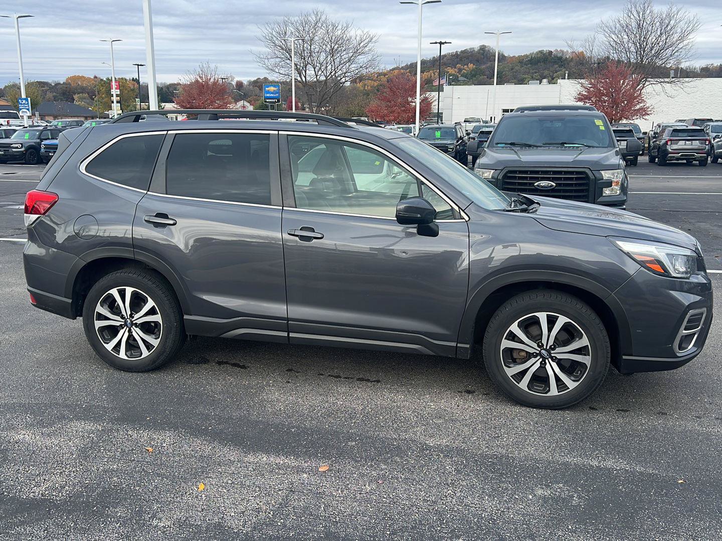Used 2020 Subaru Forester Limited w/ Popular Package #3 AWD/4WD image 3