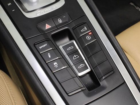 Used 2016 Porsche 911 Carrera S image 30