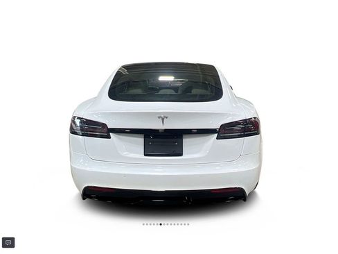 Used 2022 Tesla Model S image 10