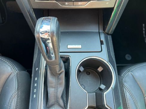 Used 2017 Ford Explorer XLT w/ Equipment Group 202A image 29