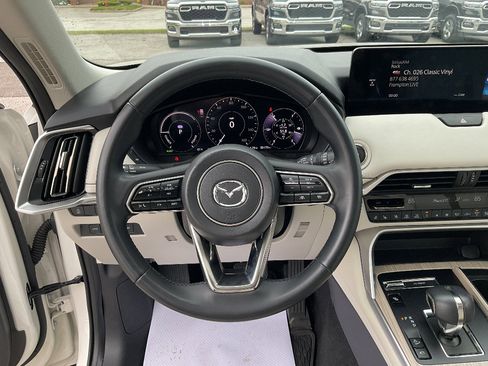 Used 2025 MAZDA CX-90 Plug-In Hybrid w/ Premium Plus AWD/4WD image 11