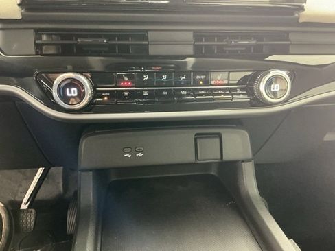 New 2026 Honda Prologue EX image 24