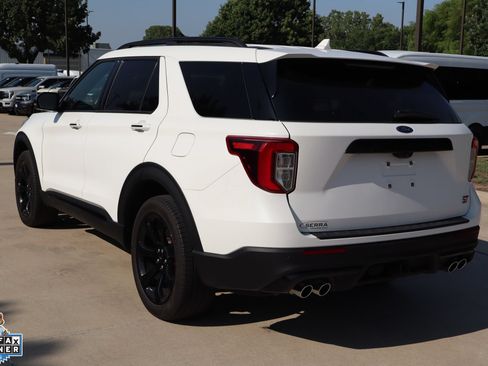 Used 2024 Ford Explorer ST w/ Equipment Group 401A AWD/4WD image 6