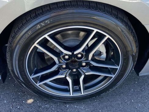 Used 2023 Ford Mustang Premium image 9