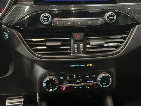 Used 2024 Ford Escape ST-Line image 22