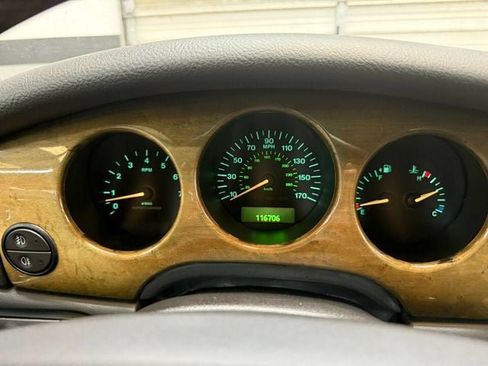 Used 2002 Jaguar XJ8 RWD image 24