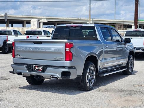 Used 2024 Chevrolet Silverado 1500 High Country w/ Technology Package image 7