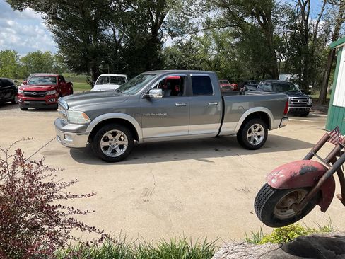 Used 2012 RAM 1500 Laramie image 6