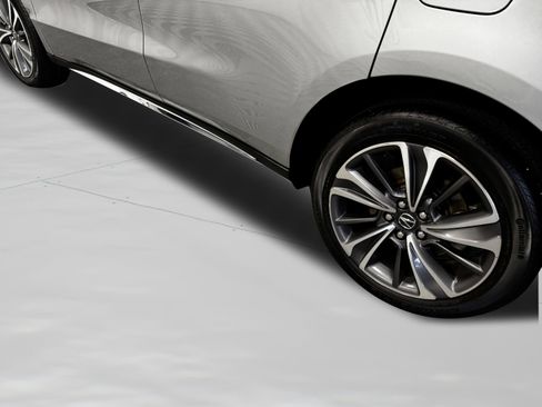 Certified 2019 Acura MDX FWD w/ Technology Package image 15