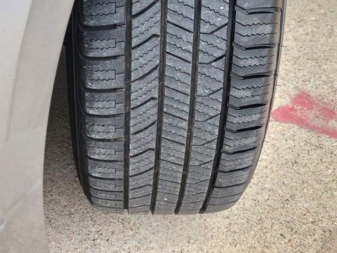 Used 2022 Nissan Altima 2.5 SV image 19