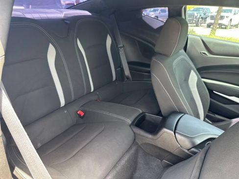 Used 2021 Chevrolet Camaro LT RWD image 33