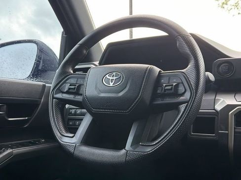Used 2024 Toyota Tacoma SR5 AWD/4WD image 37
